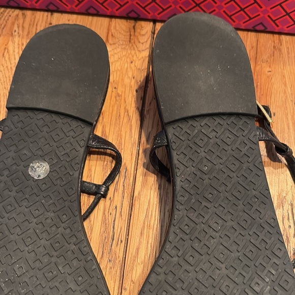 NIB Tory Burch Emmy Sandal. Size 11 - Picture 6 of 7